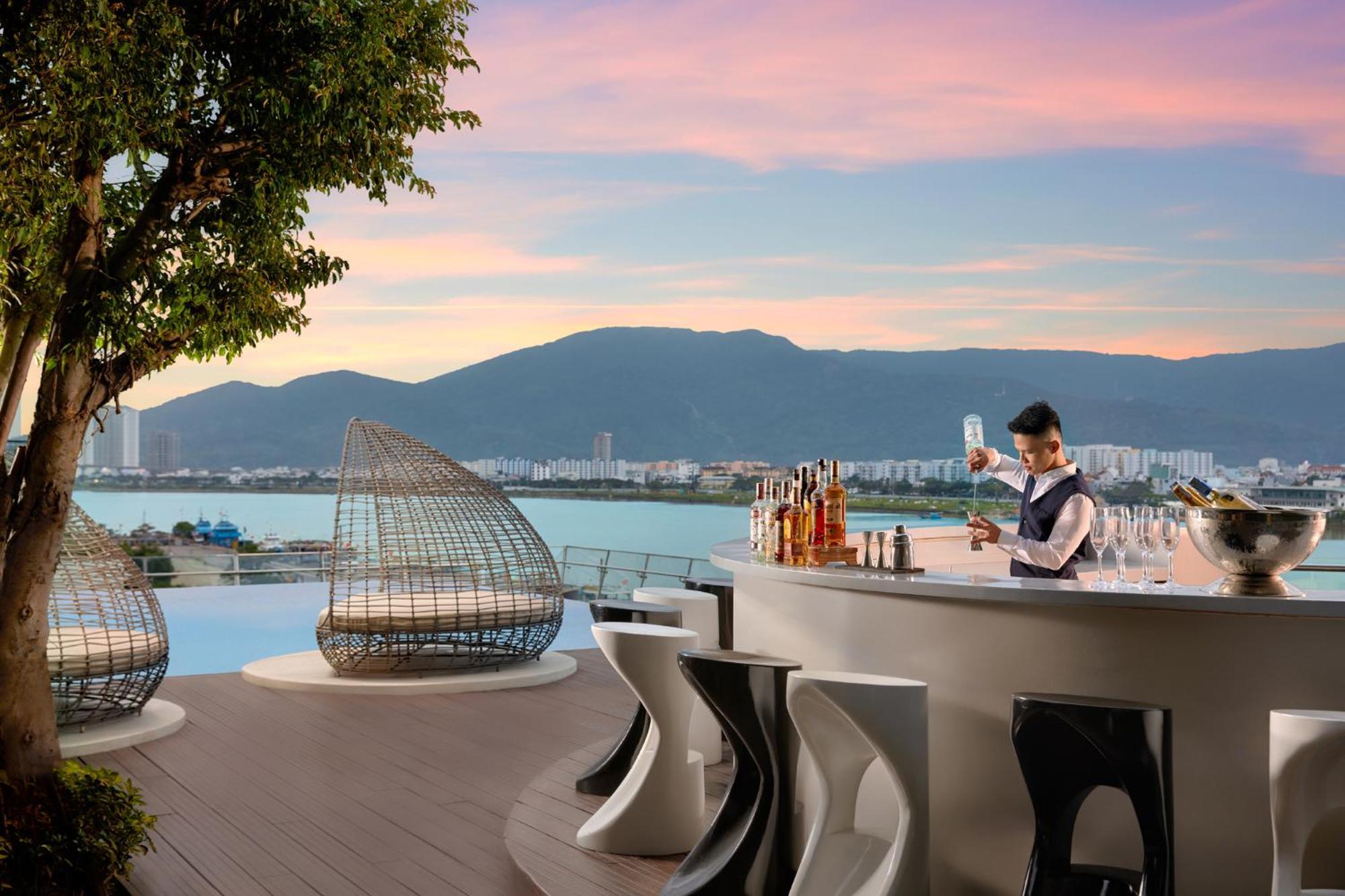 Novotel Danang Premier Han River Экстерьер фото