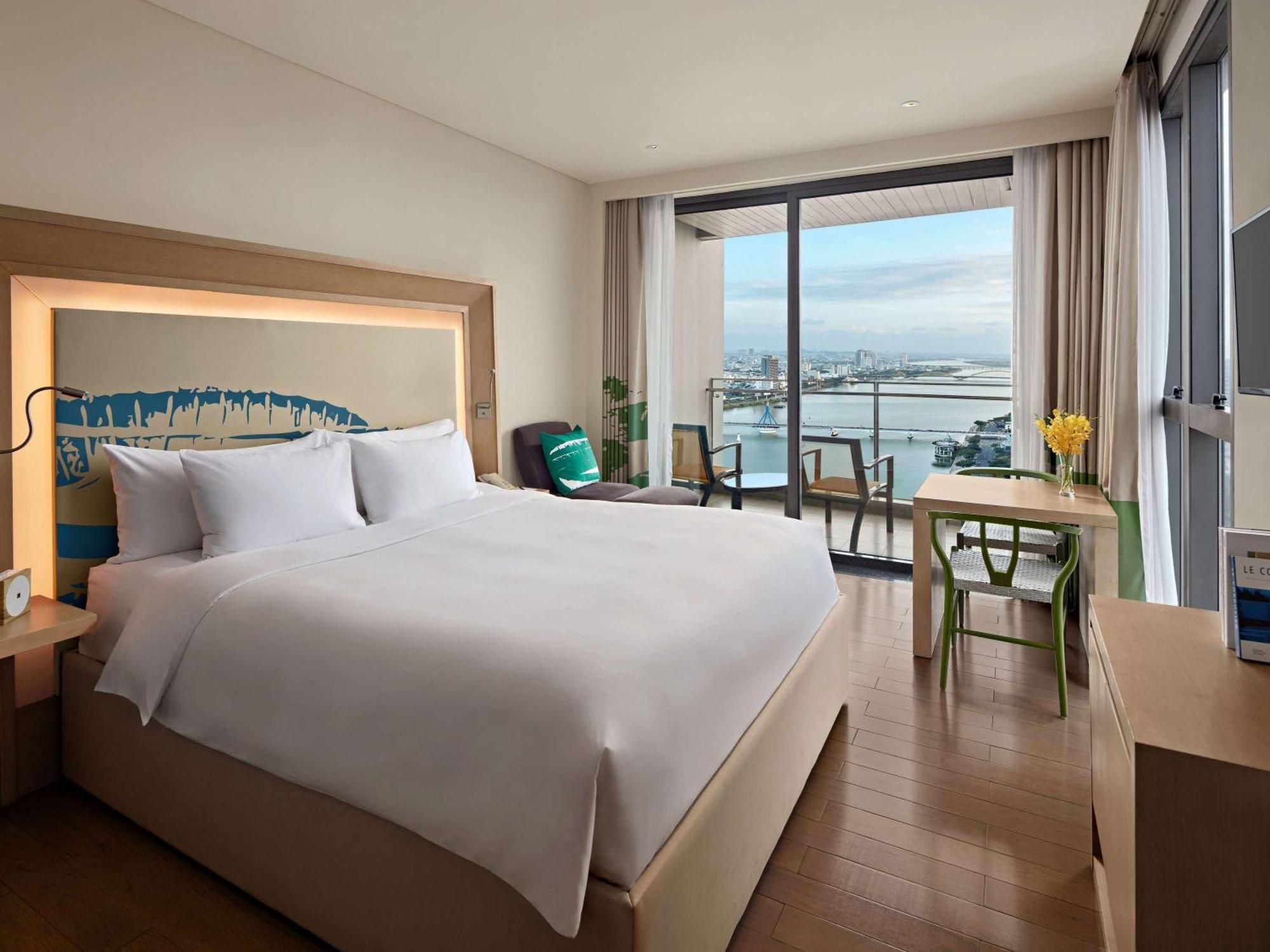 Novotel Danang Premier Han River Экстерьер фото