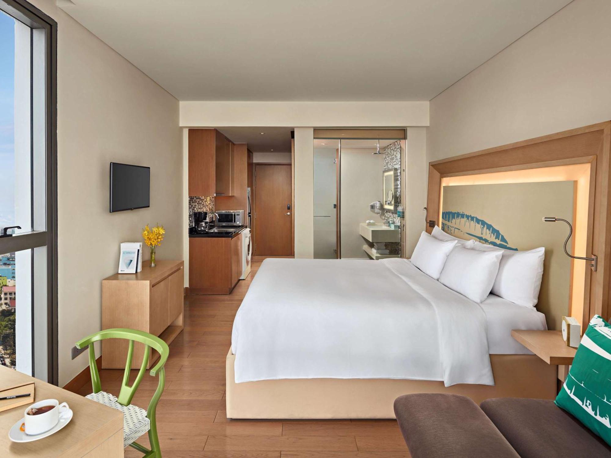 Novotel Danang Premier Han River Экстерьер фото