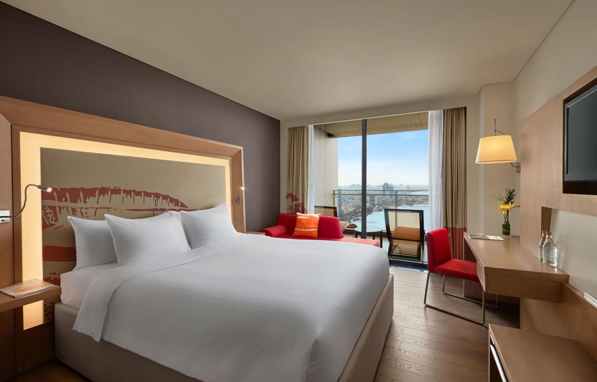Novotel Danang Premier Han River Экстерьер фото
